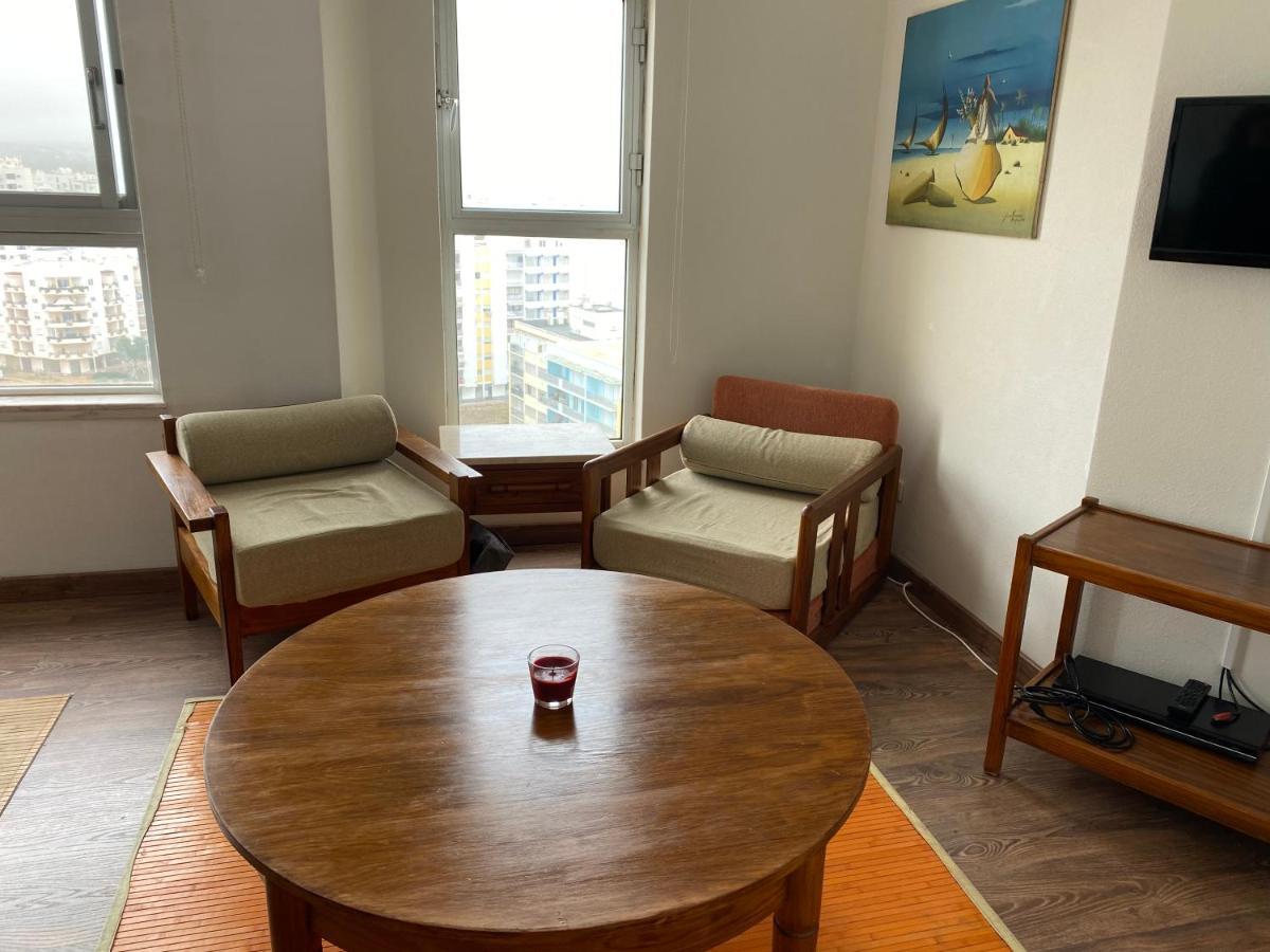 Armacao De Pera Apartment Exterior photo